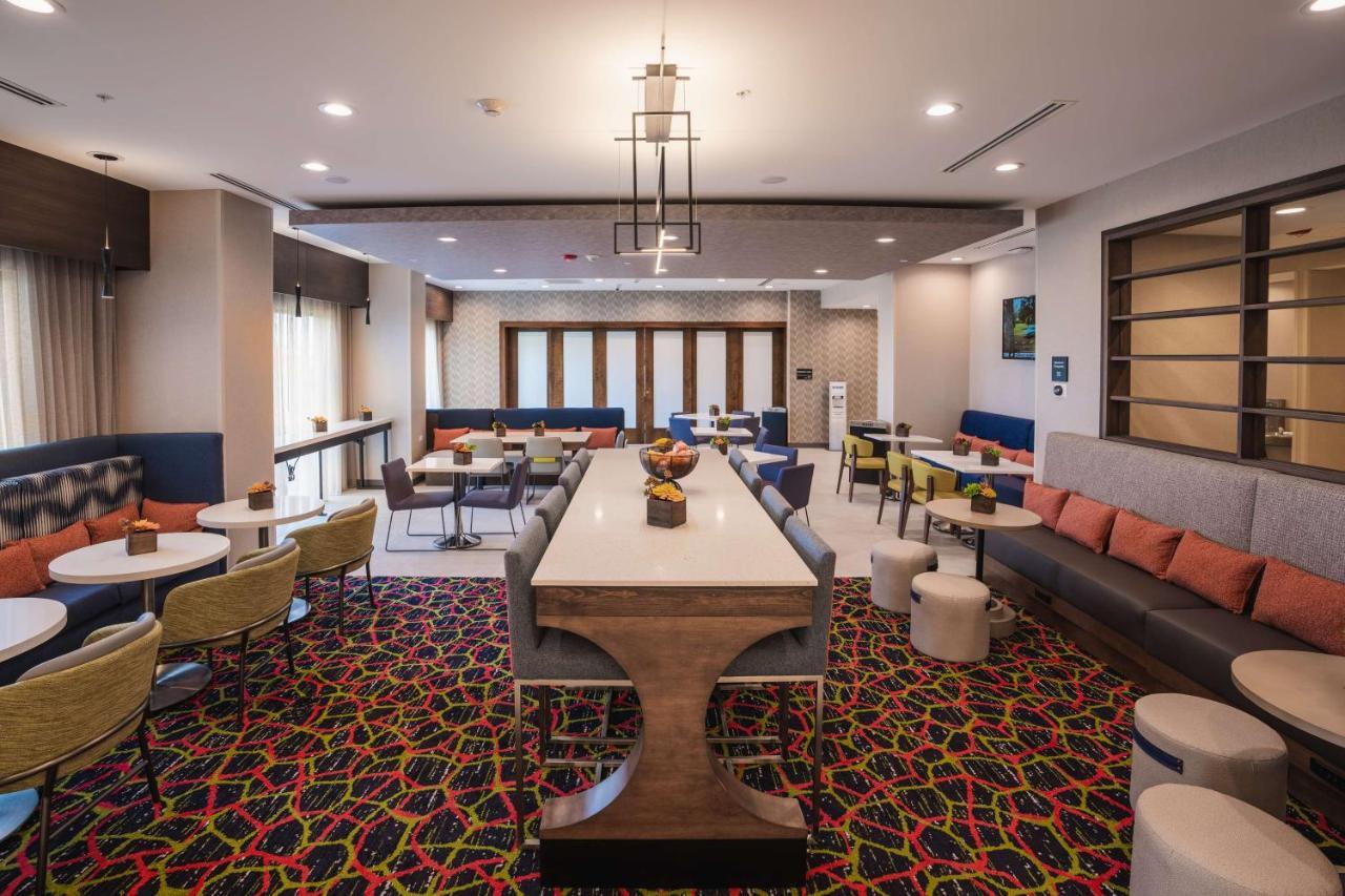 Hampton Inn By Hilton Huntley Chicago 외부 사진