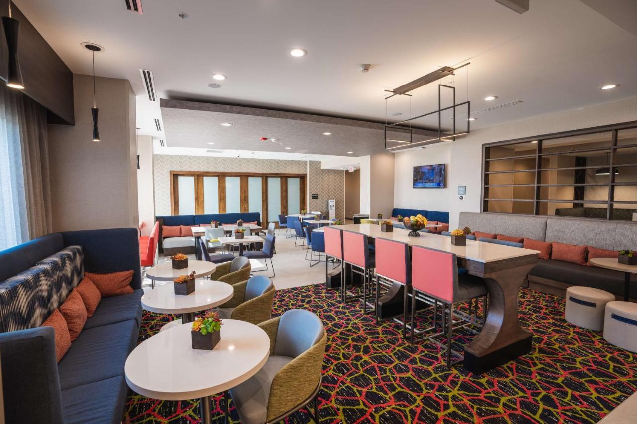 Hampton Inn By Hilton Huntley Chicago 외부 사진