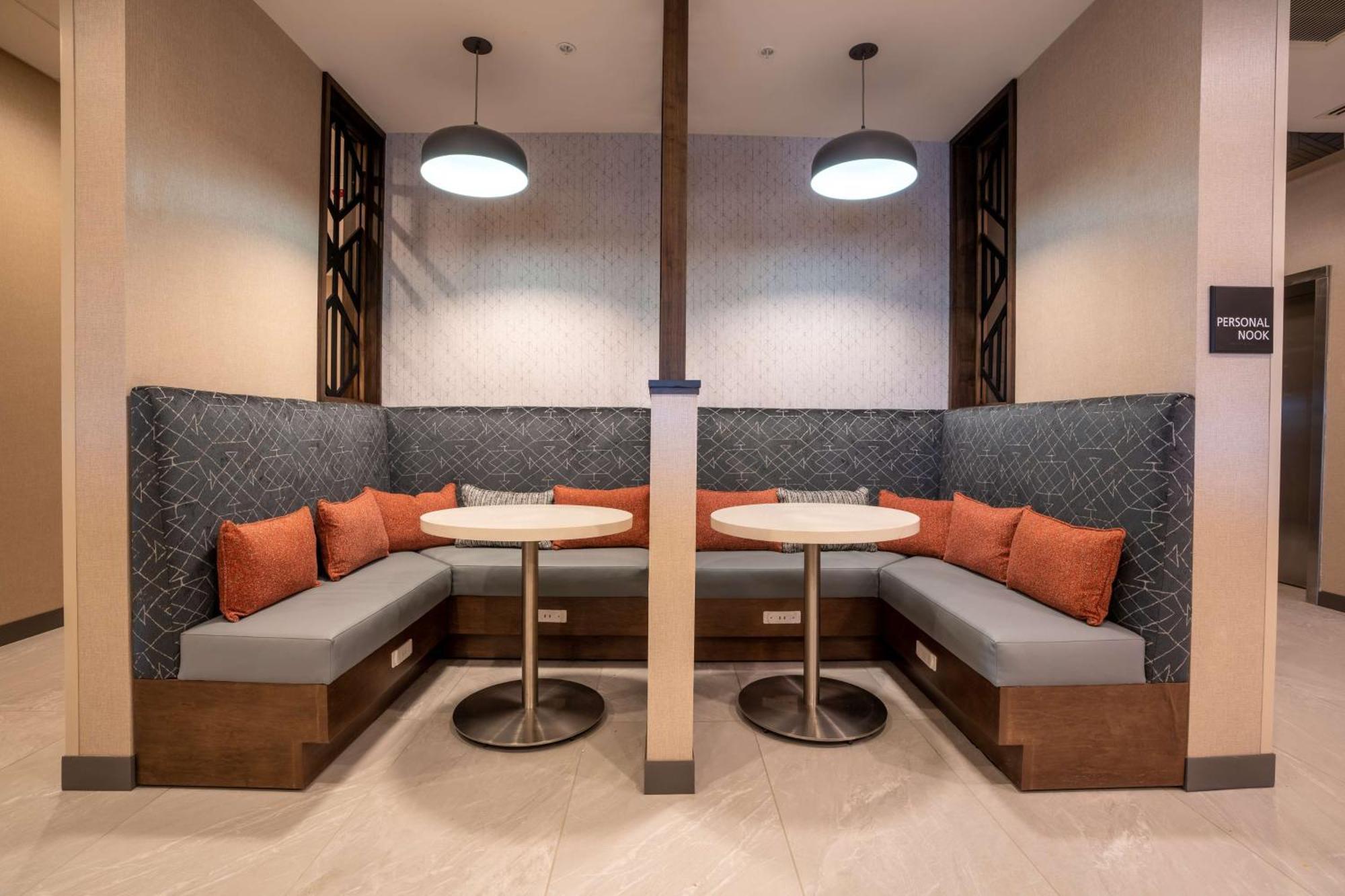 Hampton Inn By Hilton Huntley Chicago 외부 사진